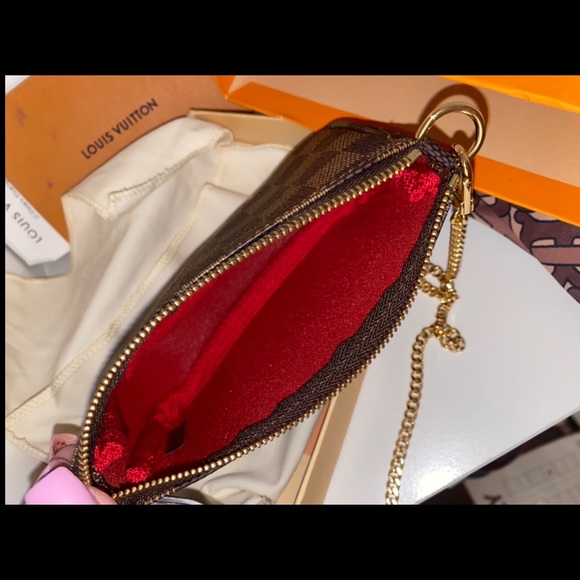 LV mini pochette accessory, great for a night out or to add onto your bag - Picture 6 of 8